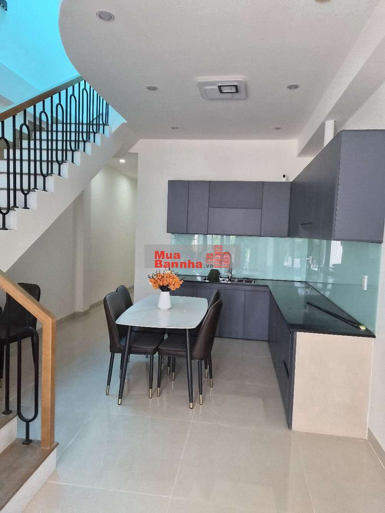 Bán nhà phố liền kề