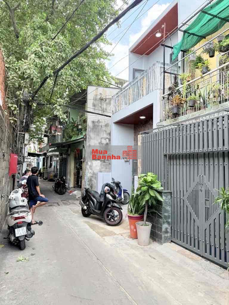 Bán nhà Tân Phú, đường Âu Cơ, hẻm oto - 60m2 - 4PN - 5 tỷ