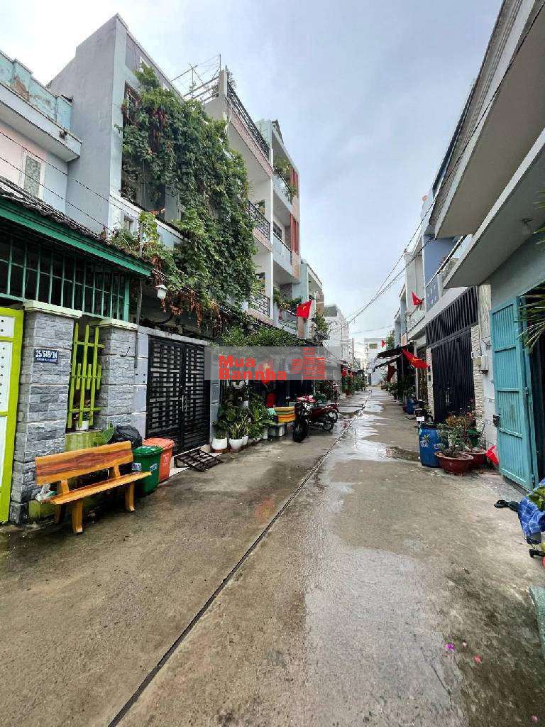 NHÀ GẦN CHỢ BÀ HOM 84M2 cách aeonmall 10 oto ngủ trong nhà vuông vắn