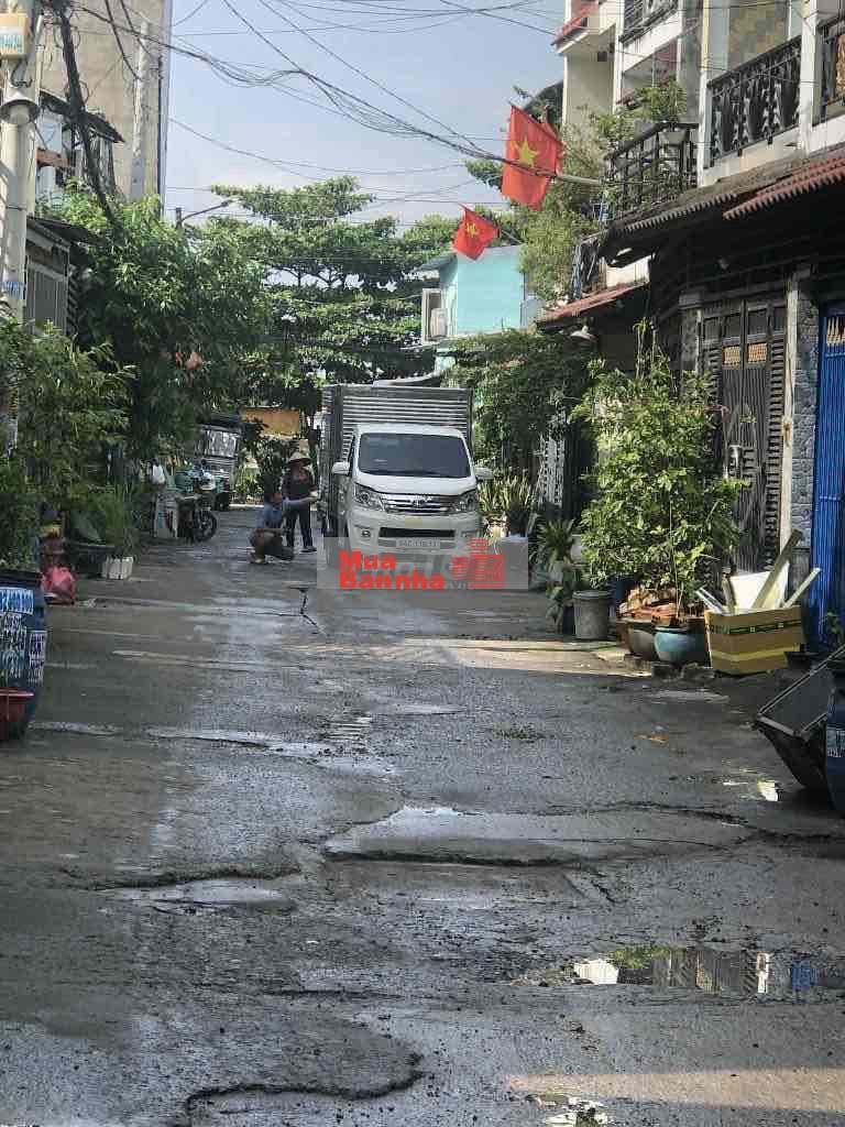 BÁN NHÀ+ XƯỞNG (7X30) NỞ HẬU HX TẢI – TỈNH LỘ 10 – 12 TỶ