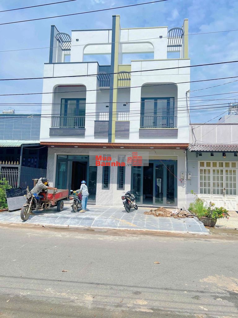 Bán nhà phố sổ riêng Víp đường 10m Phường Bửu Long( trấn biên)