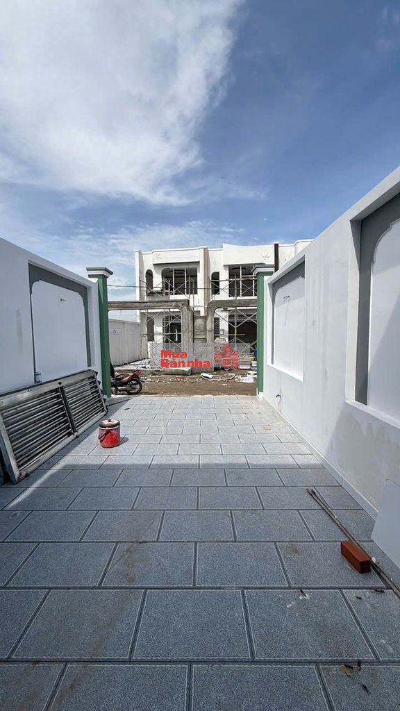 Chủ Kẹt Tiền bán gấp Nhà 140m2 mặt tiền Kinh Doanh giá rẻ Mỹ Lộc