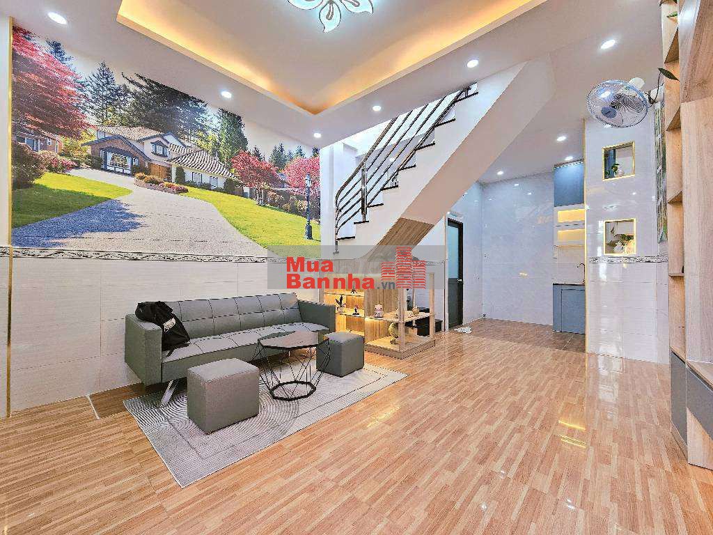 Nhà gần sân bay khu VIP, 28m2, full nội thất, 3.95 tỉ, Nguyễn Văn Công