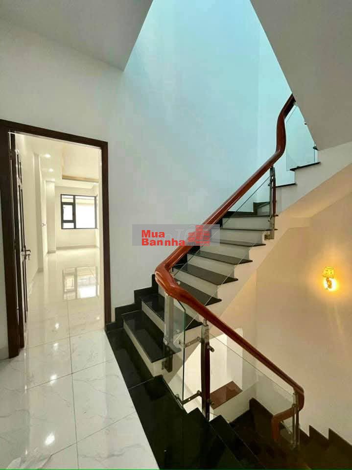 bán nhà 1T1L sổ  riêng thổ cư phường tân triều