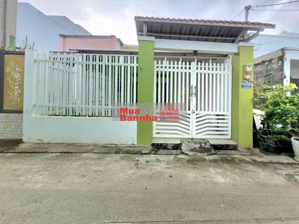 🇻🇳🇻🇳🇻🇳NHÀ CẤP 4 DIỆN TÍCH LỚN SỔ HỒNG RIÊNG NHÀ BÈ