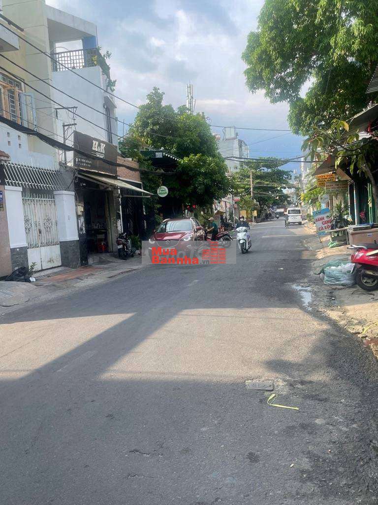 Nhà Chủ Ở - Nguyễn Văn Khối - 4x20 x 3 Tầng - HXH - 7 Tỷ hơn TL