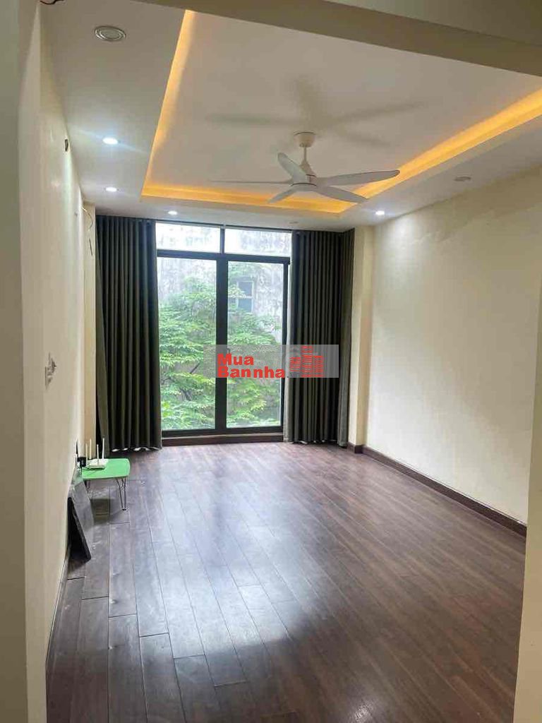 Siêu Phẩm Ba Đình Đón Tết 42m2 - 5 Tầng - Sát Phố - Ngõ Nông - 10 Tỷ