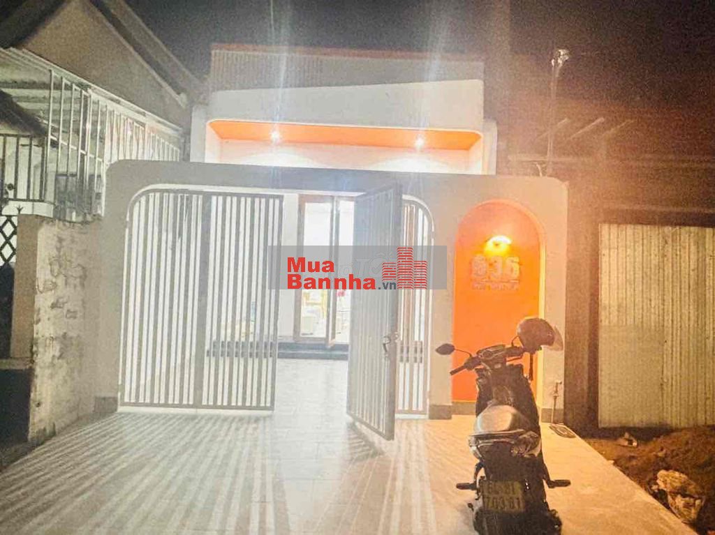 NHÀ KHU DÂN CƯ HOÀNG HẢO MỚI XÂY MẪU MỚI LUNG LINH 100m