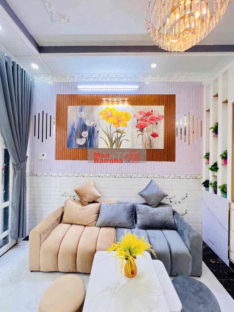 Bán nhà đẹp Huỳnh Tấn Phát Nhà Bè, 1 trệt 2 lầu sân thượng, full nội t