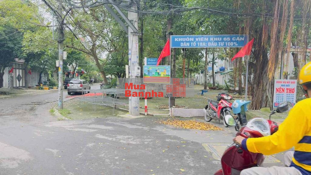 Nhà 4m x 20m 3 tầng khu nhà phố đồng bộ 65 căn hẻm 12m có công viên