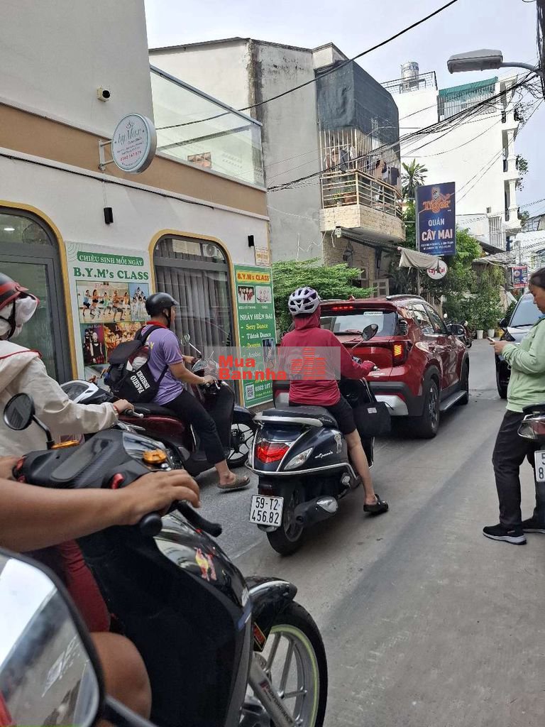 BÁN NHÀ 4 TẦNG HXH, HOÀNG HOA THÁM, P5, PN, DT 4,5M×10M, GIÁ 8,5 TỶ