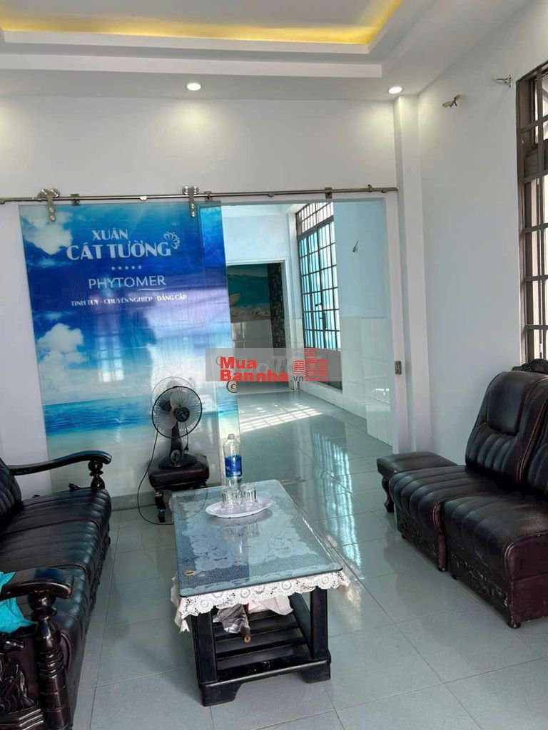 🔥🔥🔥 Nhà 2 tầng Võ Văn Ngân, Thủ Đức, nhà nở hậu, lô góc thoáng mát.