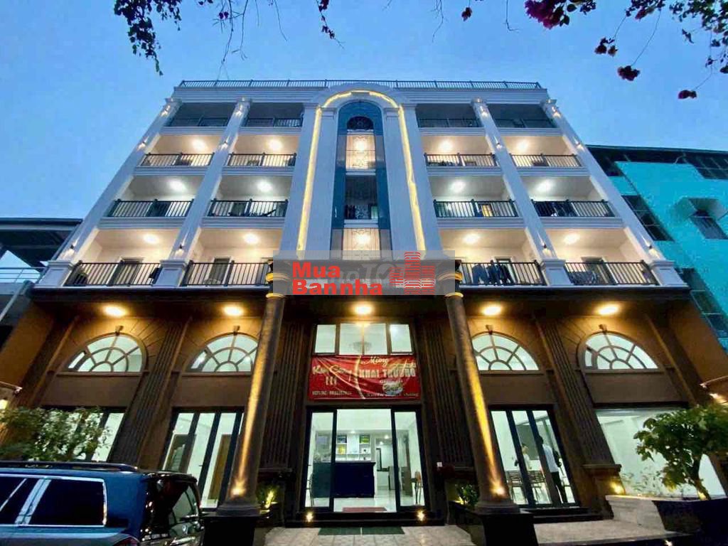 Bán toà nhà Nguyễn Cửu Vân, 375m2 (15x25m)hầm + 8 tầng, 78P - HĐT 7.2T