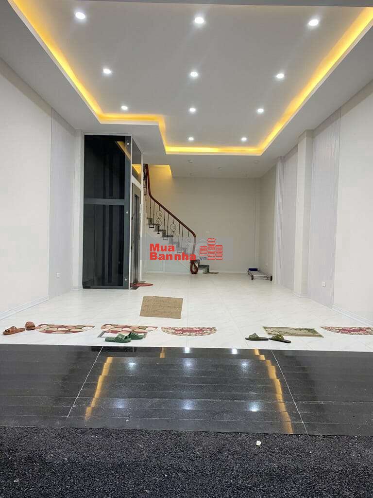 KHU PHÂN LÔ Ô TÔ TRÁNH - KINH DOANH, Kim Đồng 85m 5Tầng MT5m