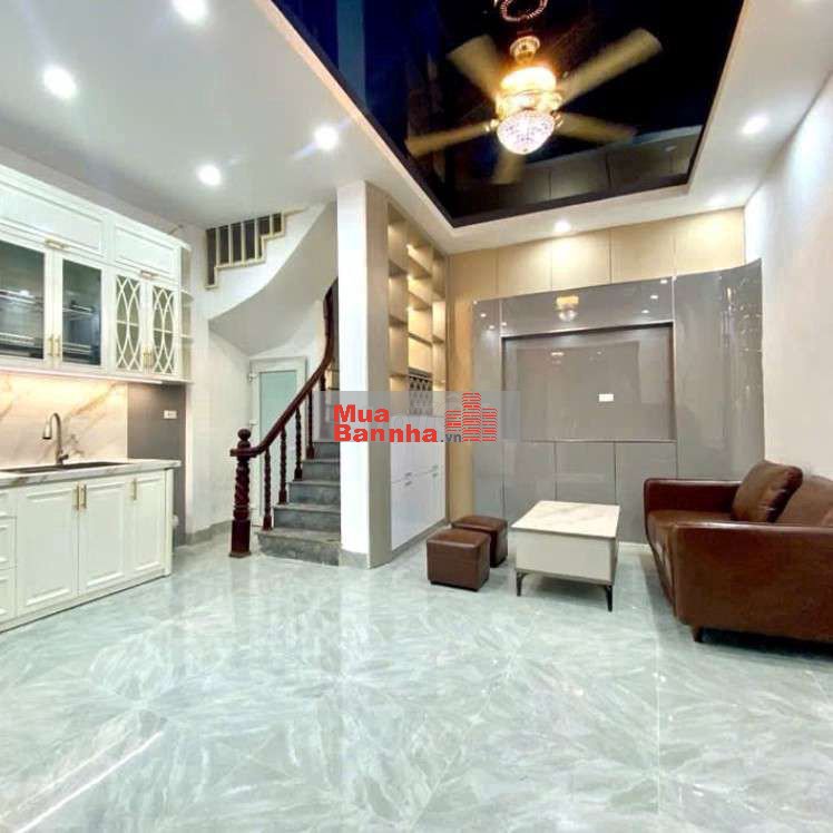 Đông Ngạc - Lô góc, ô tô trong nhà, ngõ thông, ô tô tránh trước nhà.