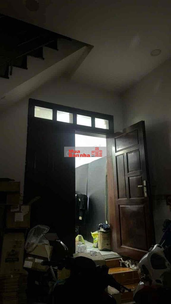 cần bán nhà hẻm âu cơ 5m yên tịnh,có 5p 3tolet,1 trệt 2 lẩu 1 lửng