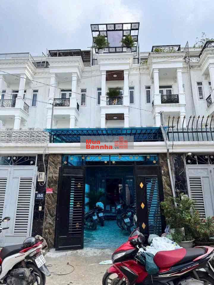 Nhà Đẹp Thạnh Lộc 37, Đường rộng thênh thang