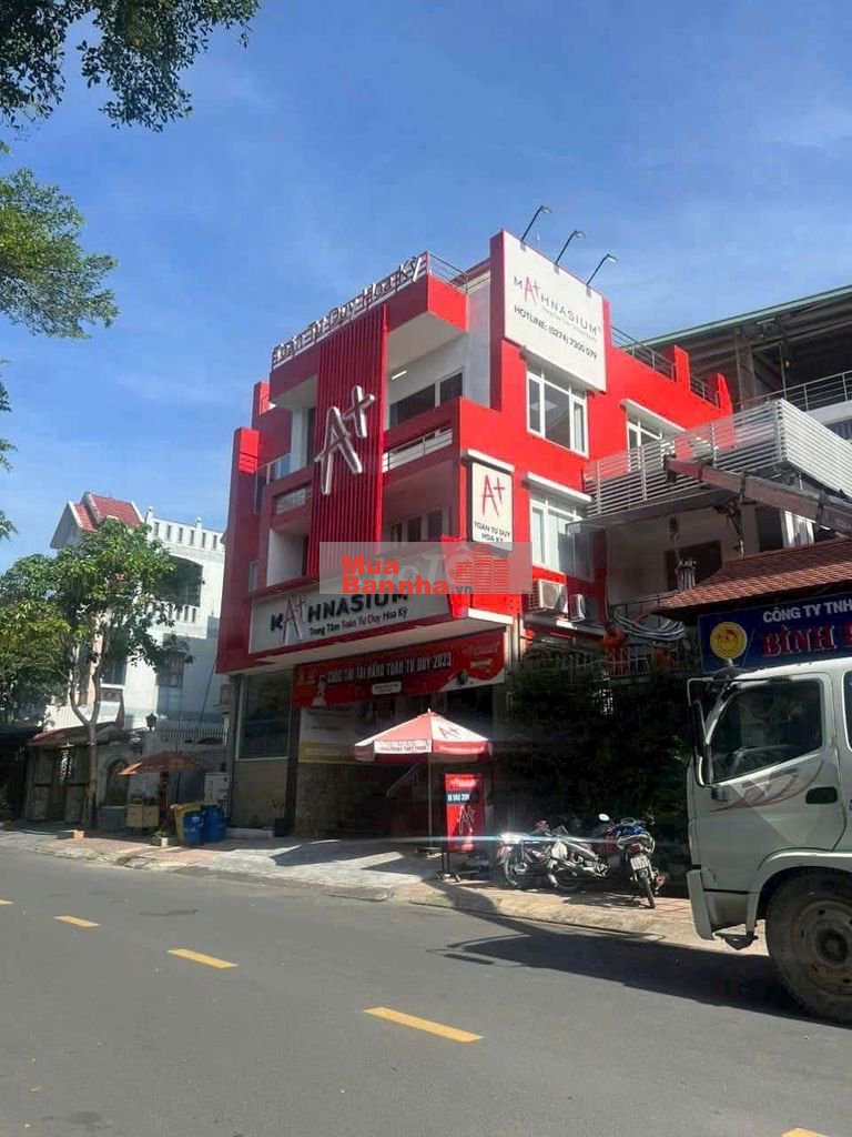 Bán tòa nhà kinh doanh trung hành chính dĩ an