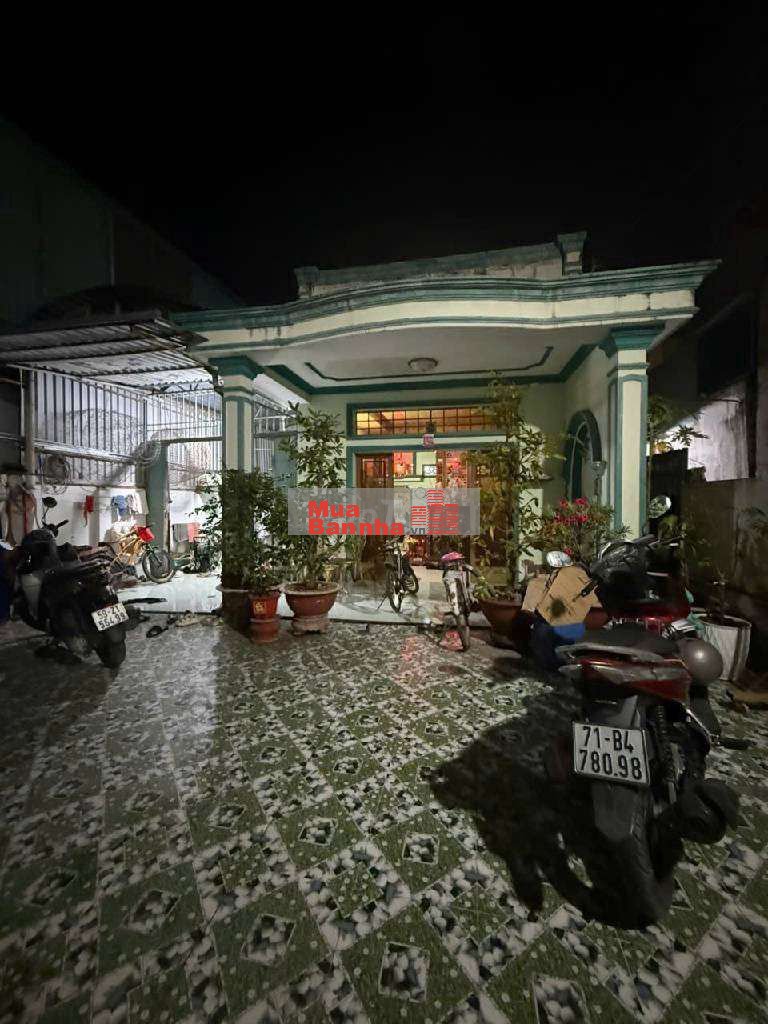 🔥🔥 HOT – NGỘP BANK BÁN GẤP- NHÀ 156M² – NGANG 8.25M – KDC – 31TR/M2