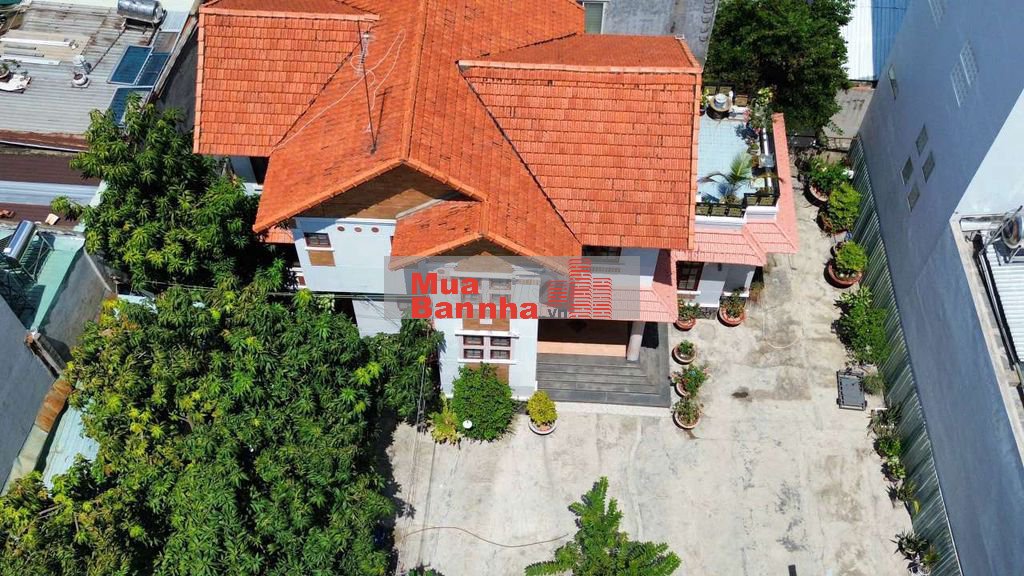 Q7. Cần bán biệt thự vườn .p.phú thuận