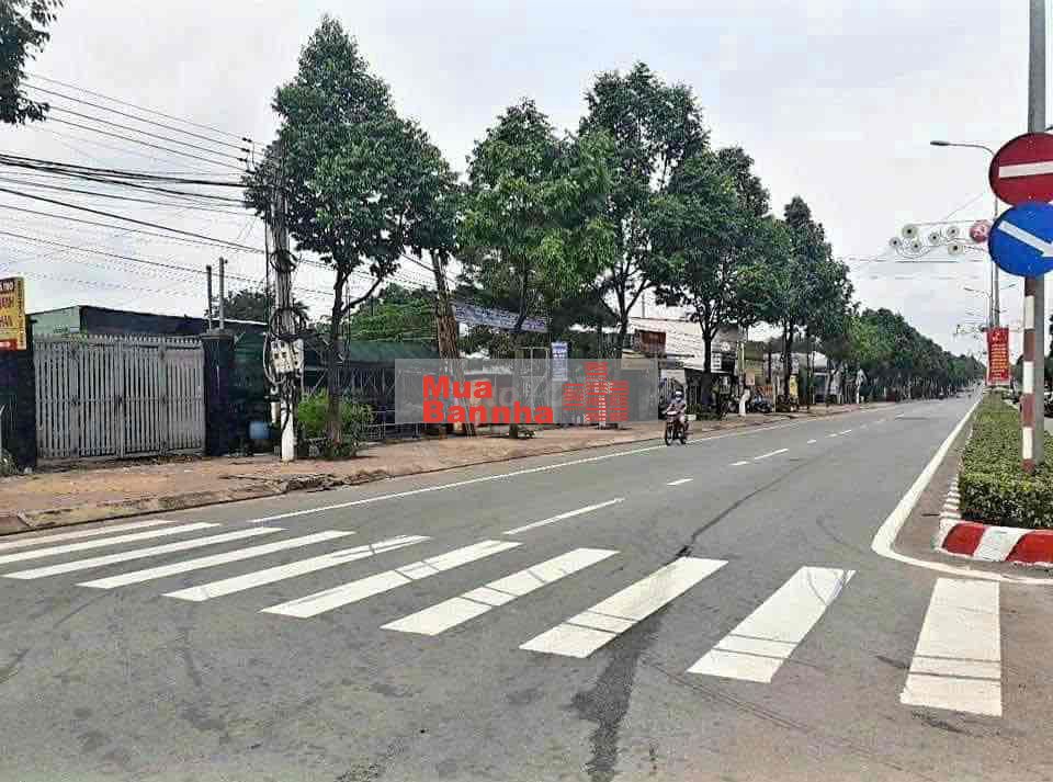 cần bán kiot mặt tiền Nguyễn chí thanh 5 tỉ 300 triệu