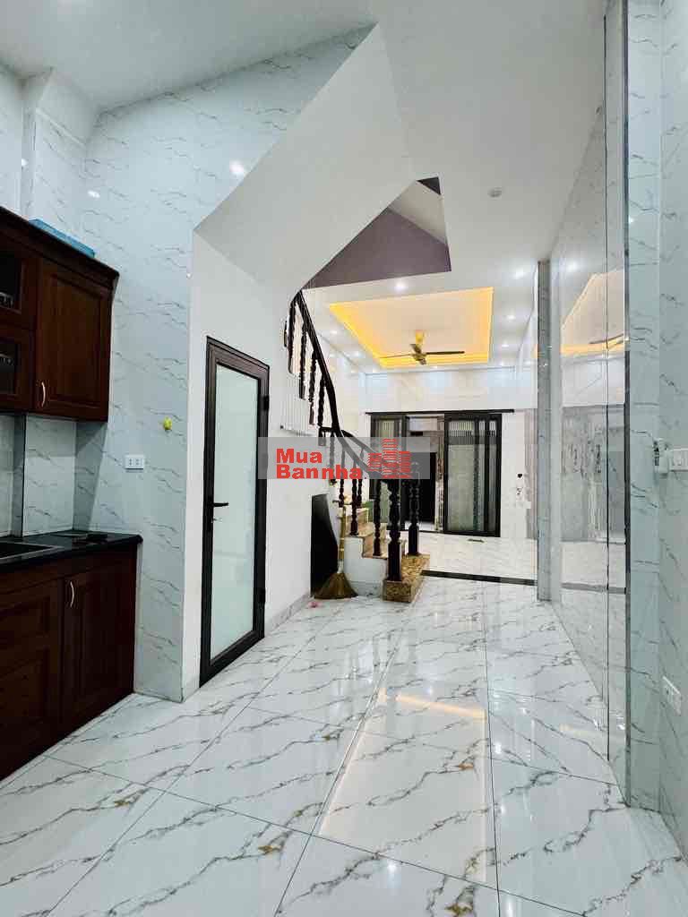 Bán Nhà Hoàng Mai, Đền Lừ, DT 50m2, Trước Nhà Rộng 5m, Nhà 2 Mặt Ngõ