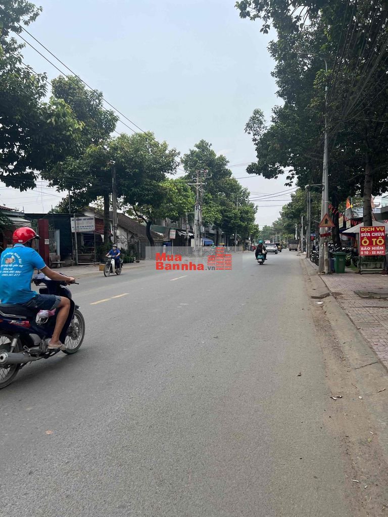 nhà mặt tiền buôn bán kinh doanh