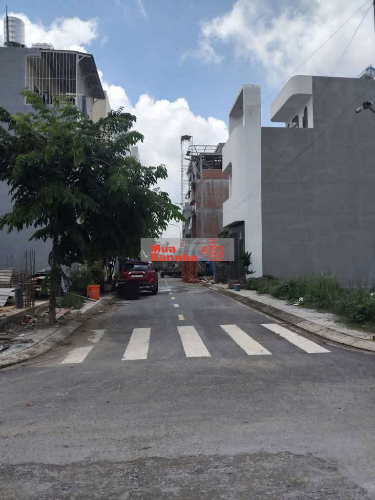 Nhà bán Tân Chánh hiệp quận 12, gần đường tô Ký,ngay trường ĐHGTVT