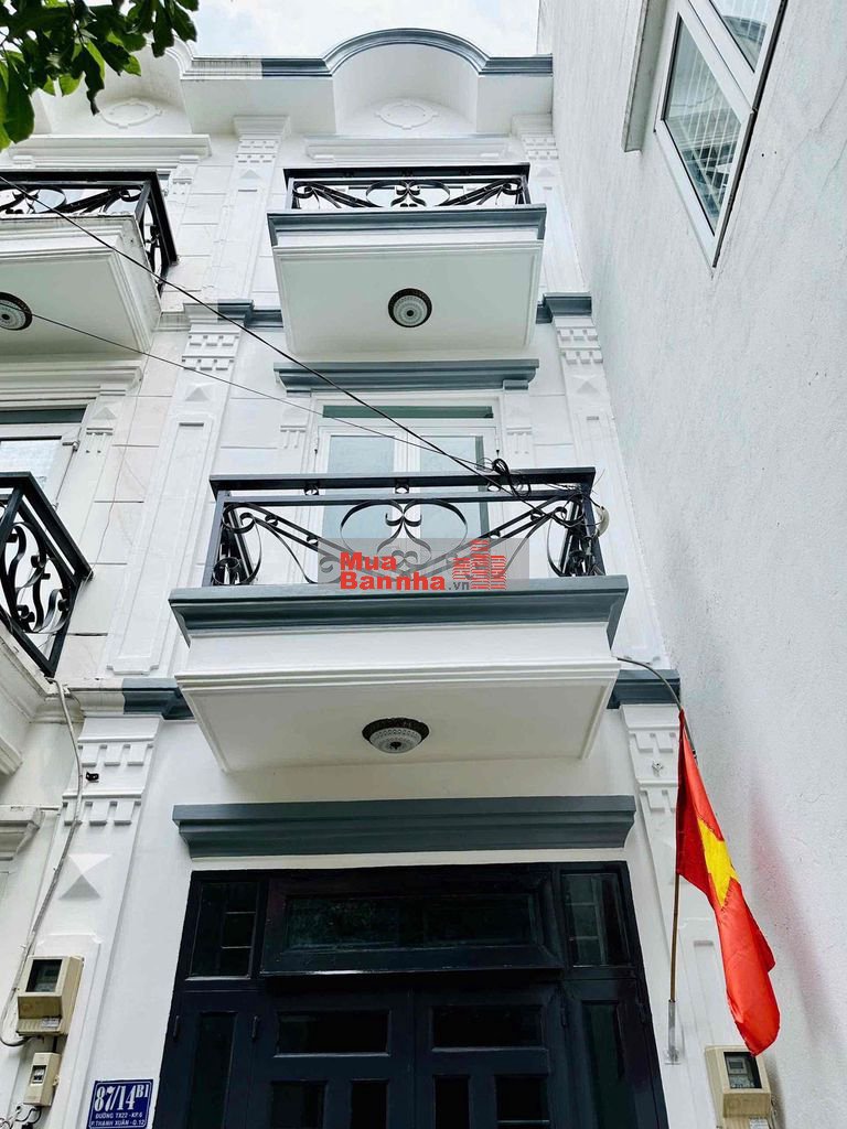 chính chủ bán căn nhà 1 trệt 2 lầu hẻm 6 m khu an ninh