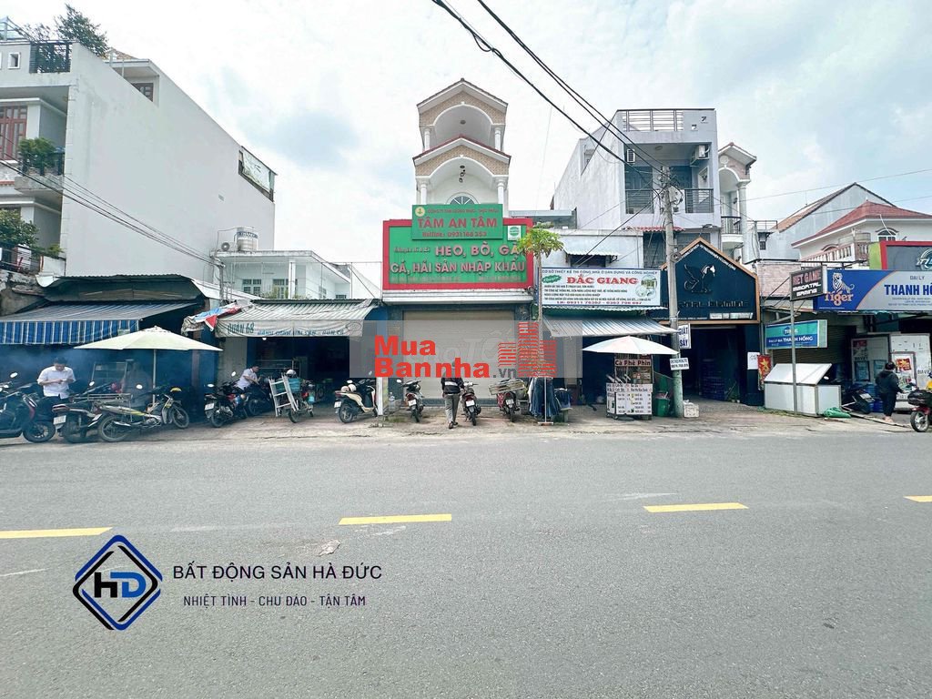 Nhà trệt 3 lầu 5x26 vị trí đẹp gần ngã tư sầm uất