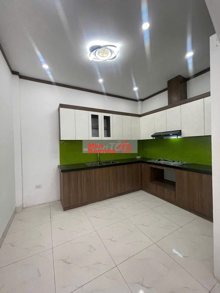 HƠN 3 tỷ nhanh tay sở hữu căn 4T ở THỤY HƯƠNG,ngõ thông 4m,10p ra QL6