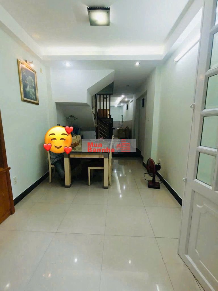 Bán Nhà CMT8 Q10. (4.4m x 6.6m). 4 Tầng BTCT. Giá 4.6 Tỷ TL