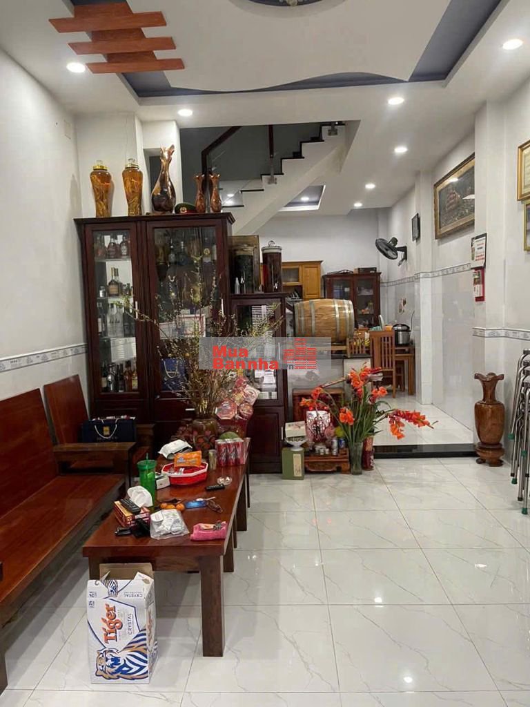 Bán nhà hxh Cách Mạng Tháng Tám, phường 7, Tân Bình; (4x11) - 7,5 tỷ