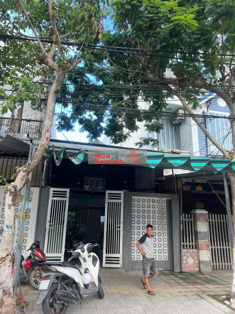 Bán nhà MT Phan Đình Giót, gần biển