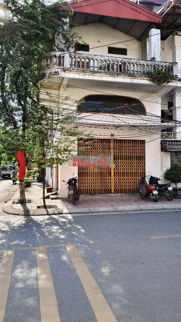 Bán đất tặng nhà cấp 4 lô góc mặt trục chính khu dân cư An Trang