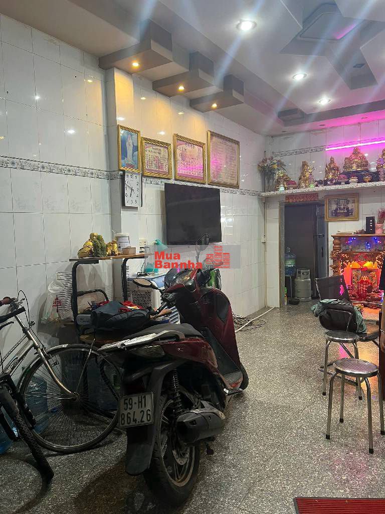 !!!NHÀ CŨ TIỆN XÂY MỚI, Ô TÔ VF3 NGỦ TRONG NHÀ, 80M, NỞ HẬU, CHỈ 7TY