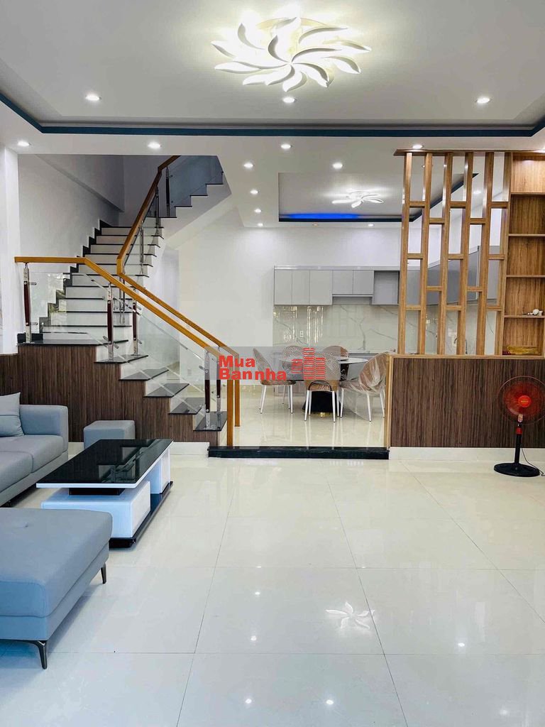 Bán nhà 3 tầng đường Đô Đốc Tuyết, Hoà Xuân ngang 6m siêu hiếm giá rẻ