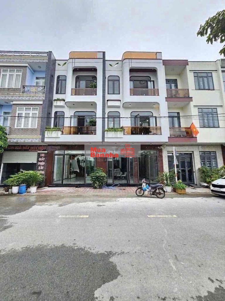 BÁN NHÀ DĨ AN- 1 TRỆT 2 LẦU