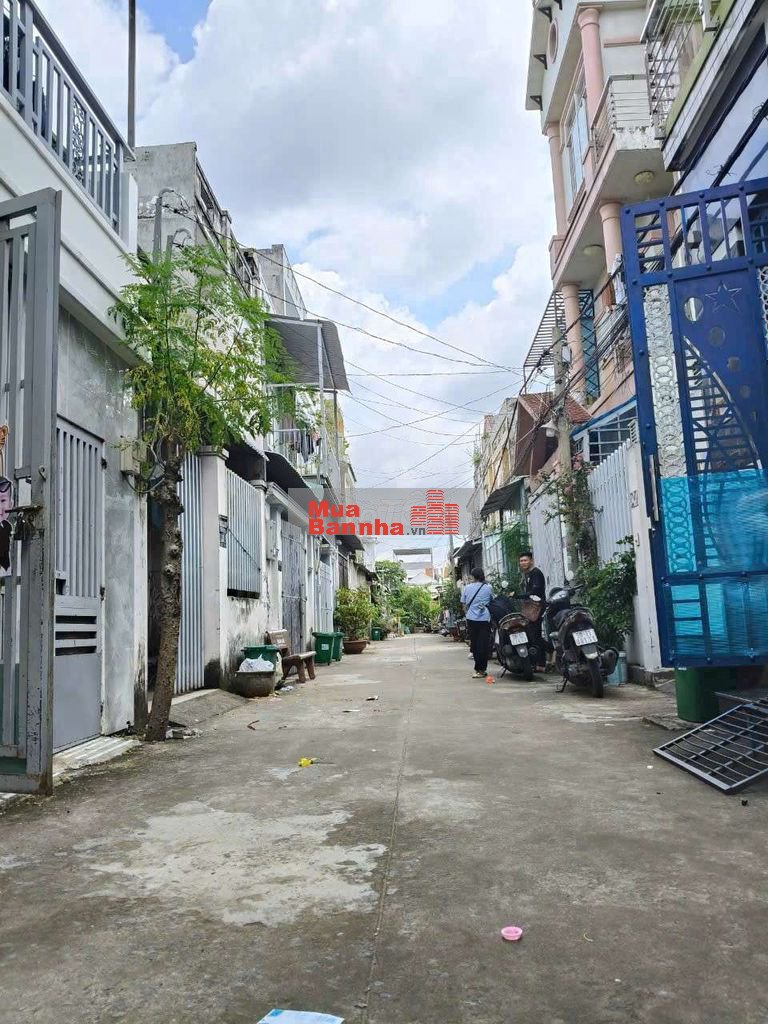 Bán nhà kế suối tiên , tân phú , quận 9