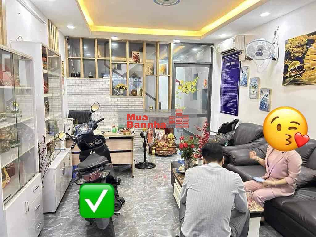 MT NGUYỄN PHÚC CHU, PHƯỜNG 15 TÂN BÌNH - NHÀ 2TẦNG - RẼ HƠN THỊ TRUONG