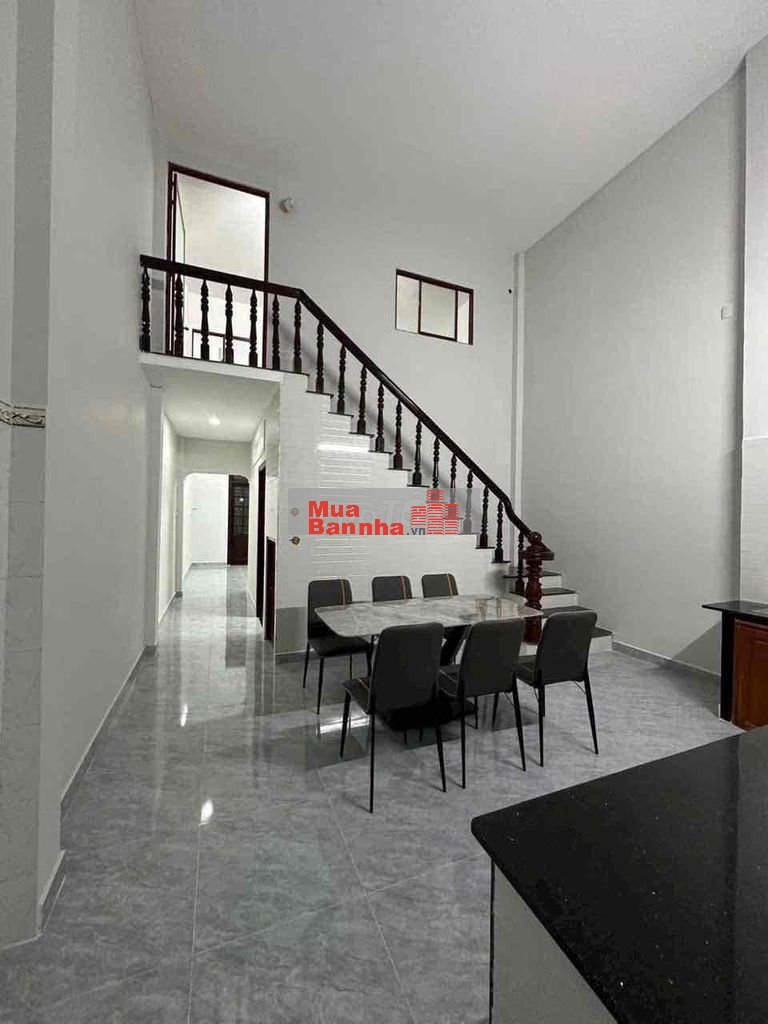 Nhà mặt tiền hẻm 217 phú hoà đường nhựa 6m thông thoáng ,kế bên trườn