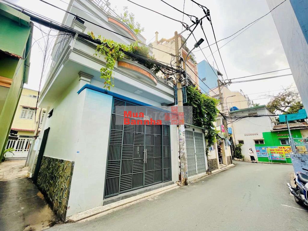 BÁN NHÀ THÍCH QUẢNG ĐỨC P4 PHÚ NHUẬN CHỈ 2 TỶ 980 SHR HXH 1T 2L 2PN