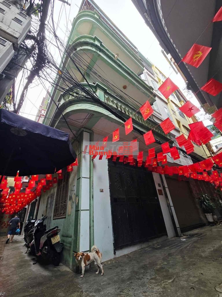 Bán nhà Lê Văn Lương, Cầu Giấy lô góc ô tô 35m 10 tỷ