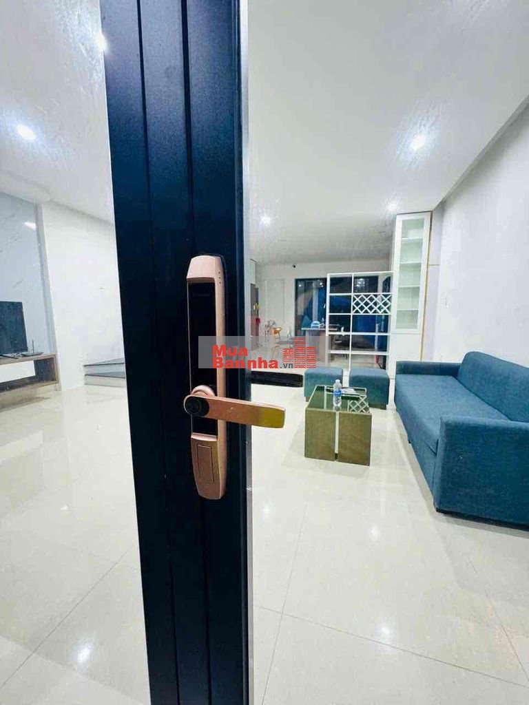 NHÀ ĐẸP 3 TẦNG FULL CÔNG NĂNG GẦN BIỂN,NHIỀU TIỆN ÍCH