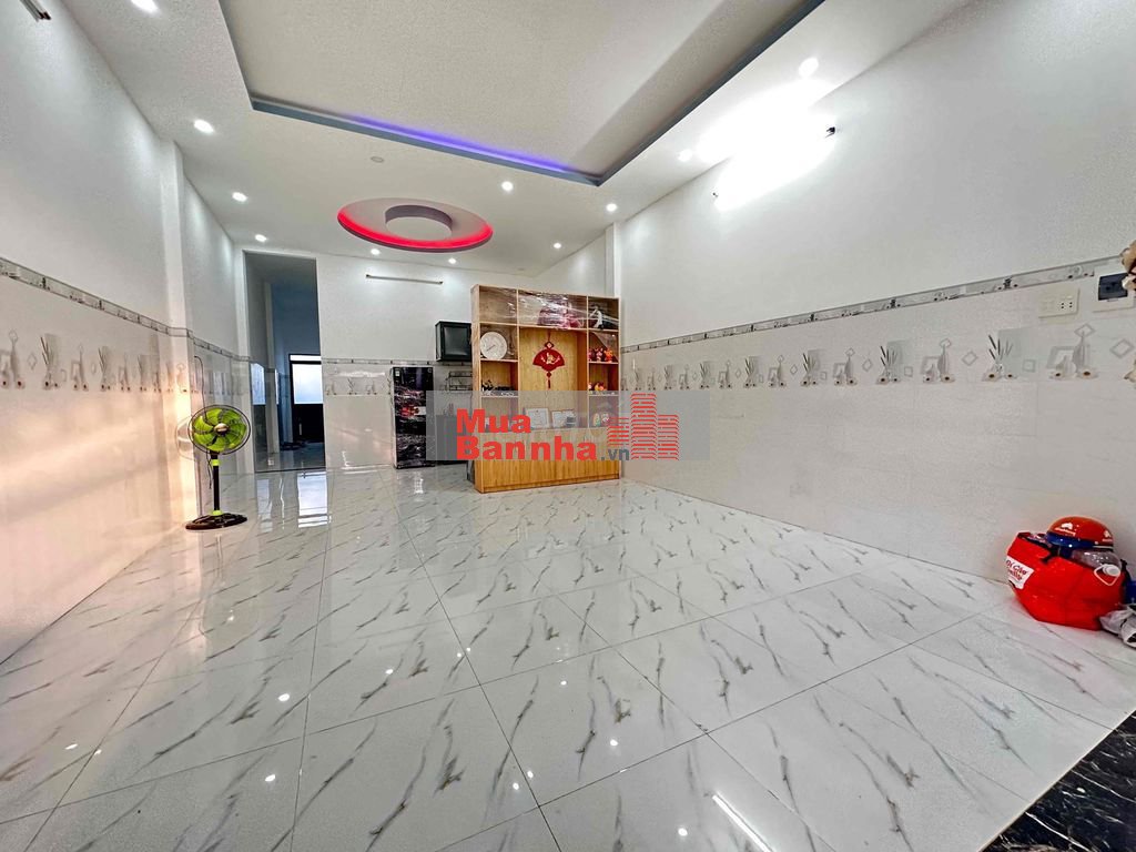 Bán nhà mặt tiền phường Gò Dầu full thổ cư