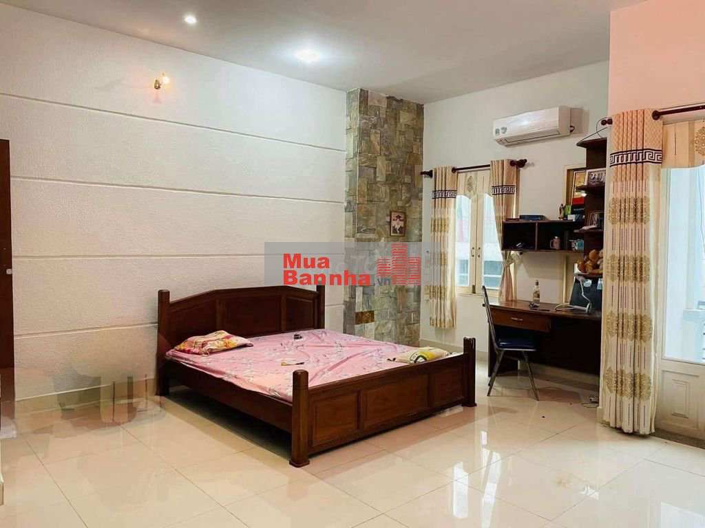 BÁN NHÀ ĐẸP SÁT HUƠ.G LỘ 2 - COOP MAR.T - HẺM XE HƠI - ( 4X16M )