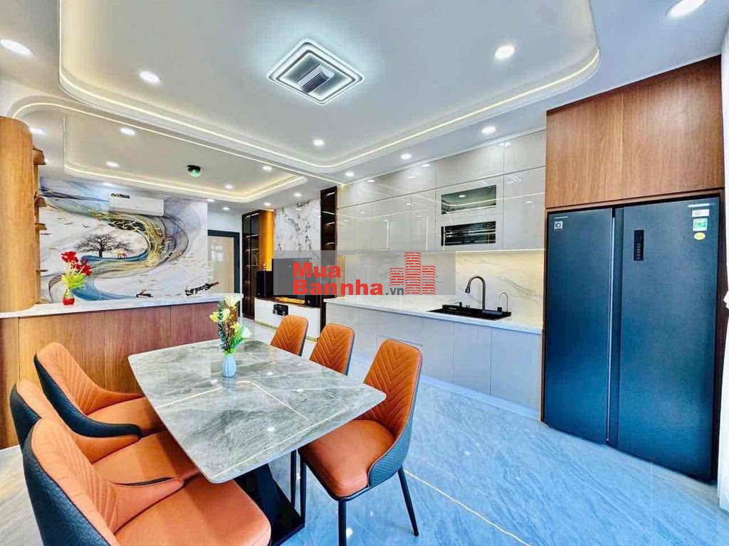 BÁN GẤP CĂN NHÀ PHỐ BCONS, 4 LẦU, NGAY LÀNG ĐẠI HỌC, SỔ SẴN, VIEW ĐẸP