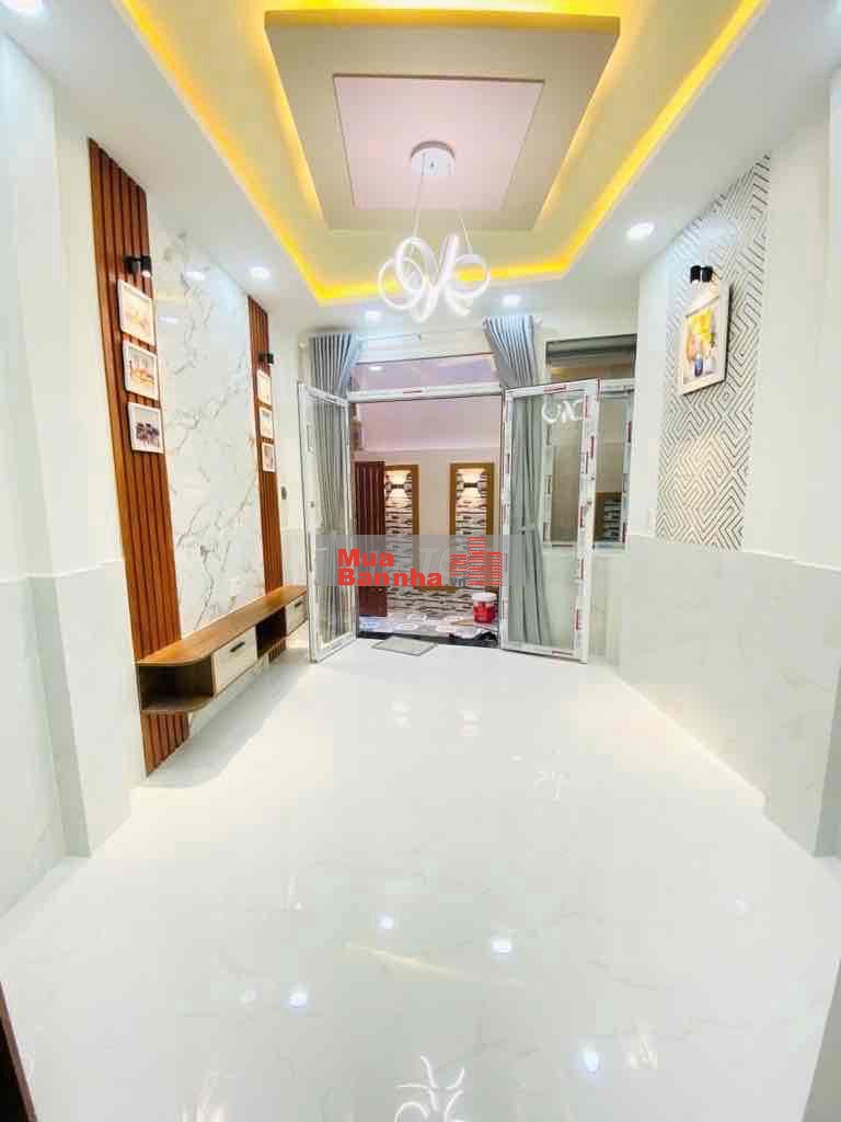 BÌNH ĐÔNG Q8 - NHÀ MỚI - SHR - MẶT TIỀN RỘNG,NGAY TRƯỜNG THCS LÊ LAI