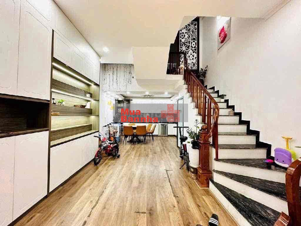 BÁN NHÀ LĨNH NAM HOÀNG MAI, DT 39m GIÁ 7.2 TỶ, Ô TÔ ĐỖ CỬA, NHÀ LÔ GÓC