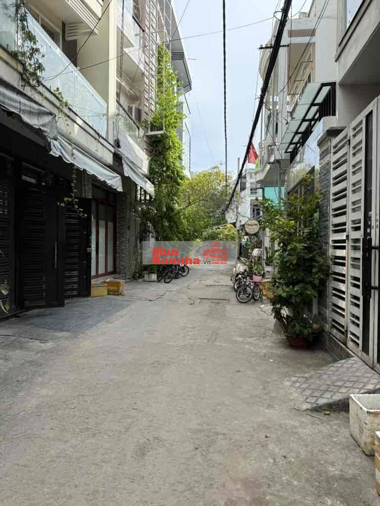 Bán Nhà 64m2-3 Tầng- HXH- Sát MT đường Tân Sơn Nhì- Tân Phú- 5.x Tỷ.
